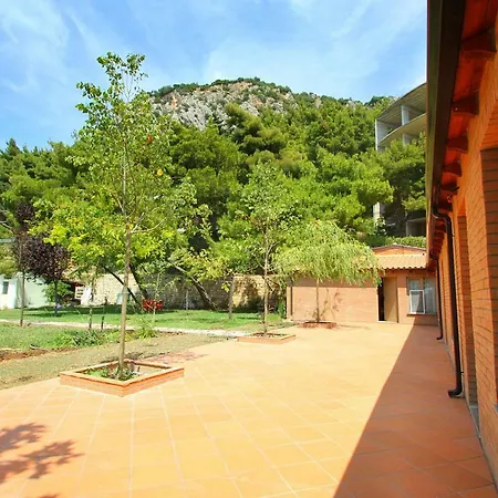 Ξενοδοχείο Green *